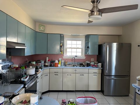 Tiny photo for 28345 White Road, Perrysburg, OH 43551 (MLS # 10004731)