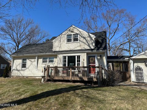 Photo of 28345 White Road, Perrysburg, OH 43551 (MLS # 10004731)