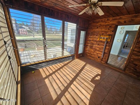 Tiny photo for 28345 White Road, Perrysburg, OH 43551 (MLS # 10004731)