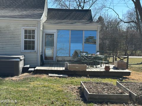 Tiny photo for 28345 White Road, Perrysburg, OH 43551 (MLS # 10004731)