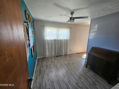 Tiny photo for 28345 White Road, Perrysburg, OH 43551 (MLS # 10004731)