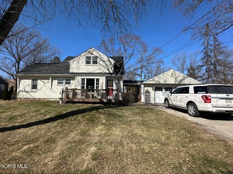 Tiny photo for 28345 White Road, Perrysburg, OH 43551 (MLS # 10004731)