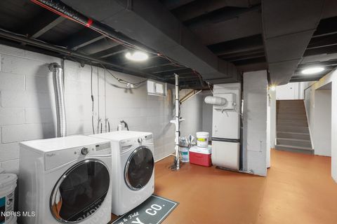 Tiny photo for 5541 Douglas Road, Toledo, OH 43613 (MLS # 10004258)