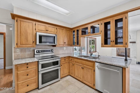 Tiny photo for 6540 Wild Oaks Drive, Toledo, OH 43615 (MLS # 10011394)
