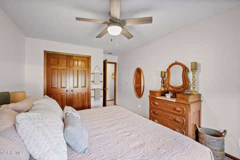 Tiny photo for 1817 Stonehill Drive, Findlay, OH 45840 (MLS # 10008516)