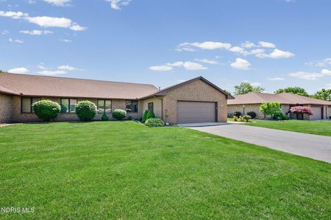 Photo of 1817 Stonehill Drive, Findlay, OH 45840 (MLS # 10008516)