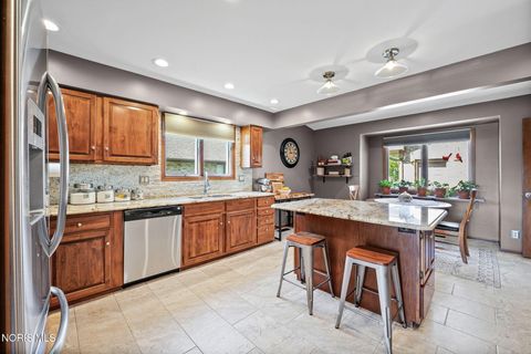 Tiny photo for 1817 Stonehill Drive, Findlay, OH 45840 (MLS # 10008516)