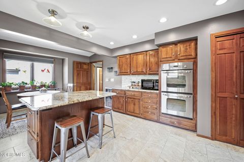 Tiny photo for 1817 Stonehill Drive, Findlay, OH 45840 (MLS # 10008516)