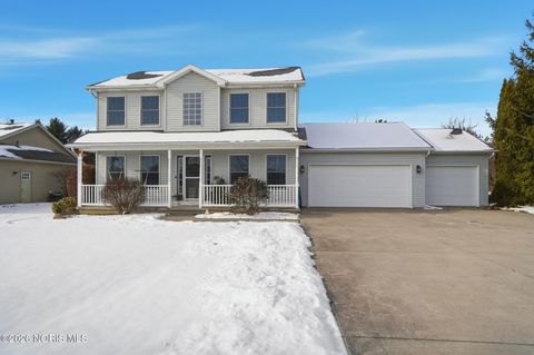 Photo of 17645 Sycamore Road, Grand Rapids, OH 43522 (MLS # 10002406)