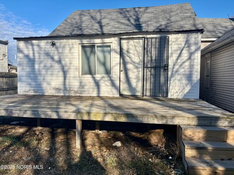 Tiny photo for 285 Walbridge Avenue, Toledo, OH 43609 (MLS # 10002427)