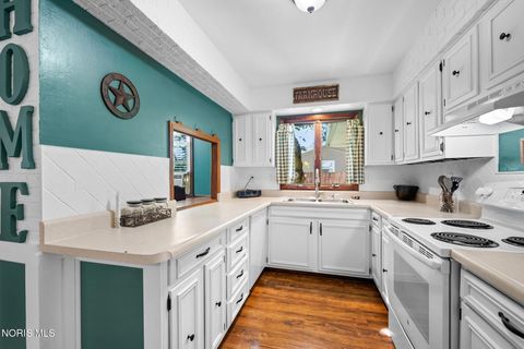 Tiny photo for 7867 Driftwood Drive, Findlay, OH 45840 (MLS # 10009893)