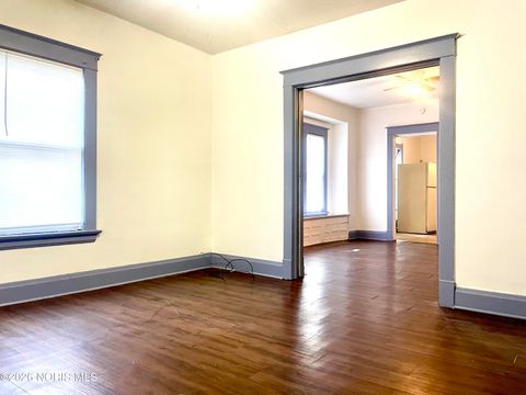 Tiny photo for 1133 N Blum Street, Toledo, OH 43607 (MLS # 10002706)