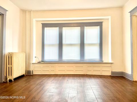 Tiny photo for 1133 N Blum Street, Toledo, OH 43607 (MLS # 10002706)