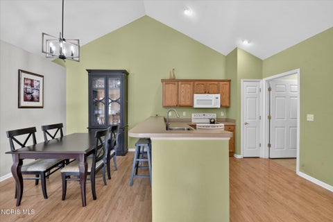 Tiny photo for 9889 Connor Lake Circle, Perrysburg, OH 43551 (MLS # 10012925)