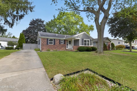 Tiny photo for 9889 Connor Lake Circle, Perrysburg, OH 43551 (MLS # 10012925)