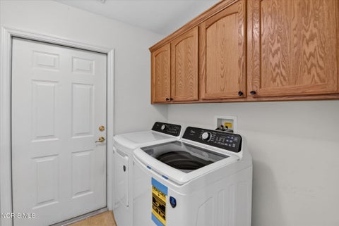 Tiny photo for 9889 Connor Lake Circle, Perrysburg, OH 43551 (MLS # 10012925)