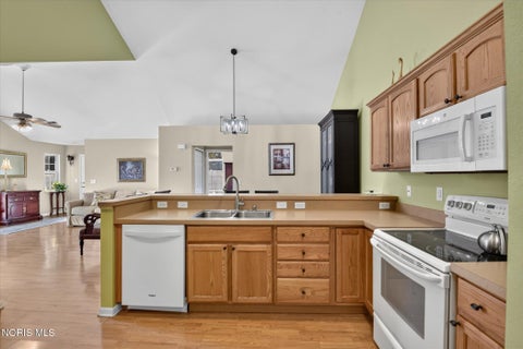 Tiny photo for 9889 Connor Lake Circle, Perrysburg, OH 43551 (MLS # 10012925)