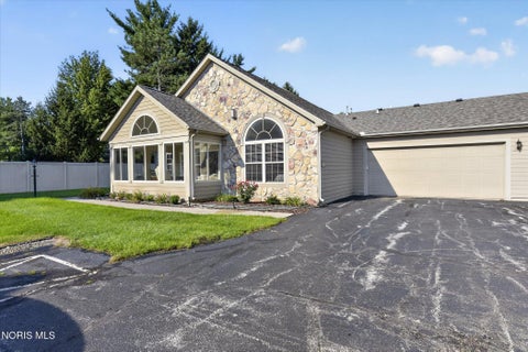 Tiny photo for 9889 Connor Lake Circle, Perrysburg, OH 43551 (MLS # 10012925)