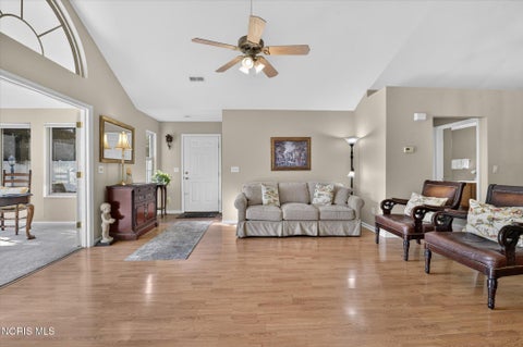 Tiny photo for 9889 Connor Lake Circle, Perrysburg, OH 43551 (MLS # 10012925)