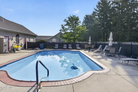 Tiny photo for 9889 Connor Lake Circle, Perrysburg, OH 43551 (MLS # 10012925)