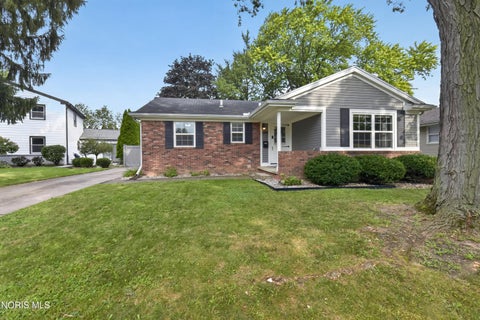 Tiny photo for 9889 Connor Lake Circle, Perrysburg, OH 43551 (MLS # 10012925)