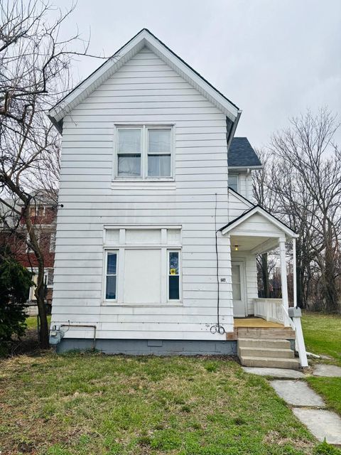 Photo of 724 Mulberry Street, Toledo, OH 43604 (MLS # 10006139)