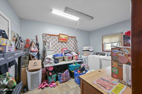 Tiny photo for 960 Willow Avenue, Toledo, OH 43605 (MLS # 10013783)