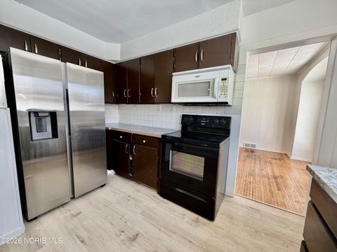 Tiny photo for 3527 Hazelhurst Avenue, Toledo, OH 43612 (MLS # 10003802)