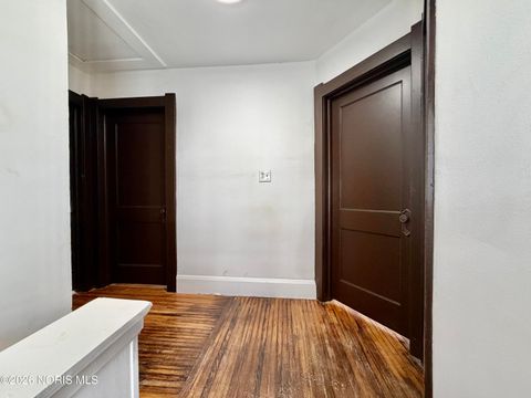 Tiny photo for 3527 Hazelhurst Avenue, Toledo, OH 43612 (MLS # 10003802)