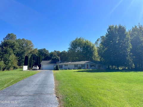 Photo of 6571 Fulton Lucas Road RD, Swanton, OH 43558 (MLS # 10014043)