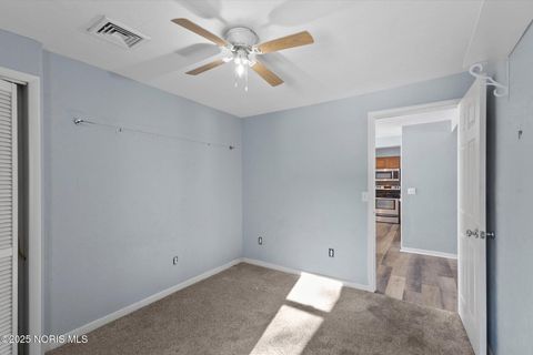 Tiny photo for 5547 Mclain Drive, Sylvania, OH 43560 (MLS # 10002038)