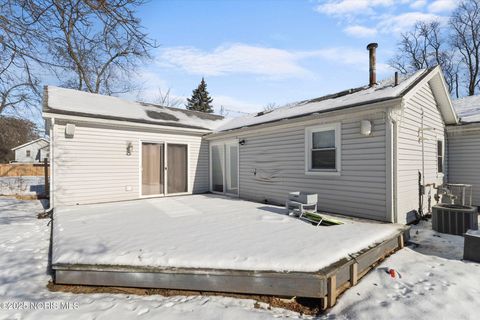 Tiny photo for 5547 Mclain Drive, Sylvania, OH 43560 (MLS # 10002038)