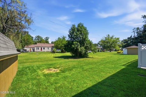 Tiny photo for 728 W Circle Drive, Findlay, OH 45840 (MLS # 10011471)