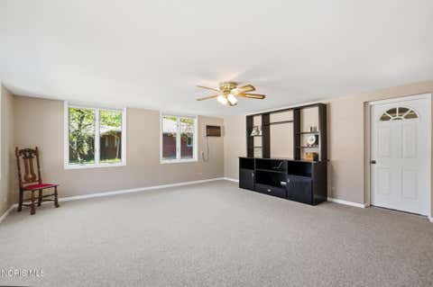 Tiny photo for 728 W Circle Drive, Findlay, OH 45840 (MLS # 10011471)
