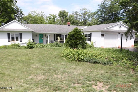 Tiny photo for 24441 W River Road, Perrysburg, OH 43551 (MLS # 10009696)
