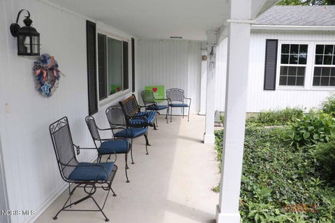 Tiny photo for 24441 W River Road, Perrysburg, OH 43551 (MLS # 10009696)