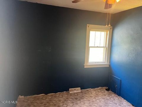Tiny photo for 1148 Columbus Drive, Holland, OH 43528 (MLS # 10007767)