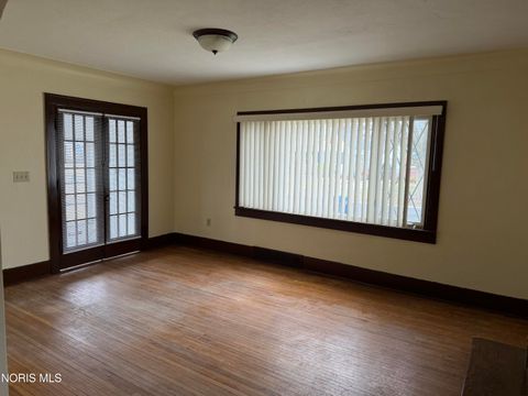 Tiny photo for 4248 Caroline Avenue, Toledo, OH 43612 (MLS # 10005318)