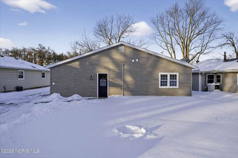 Tiny photo for 201 Bell Avenue, Findlay, OH 45840 (MLS # 10003549)