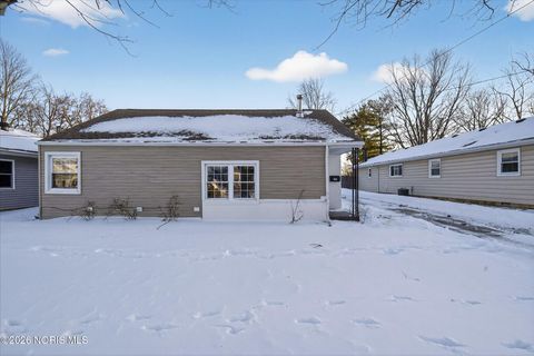 Tiny photo for 201 Bell Avenue, Findlay, OH 45840 (MLS # 10003549)