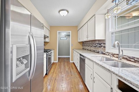 Tiny photo for 1125 Glen Meadow Drive, Findlay, OH 45840 (MLS # 10003079)