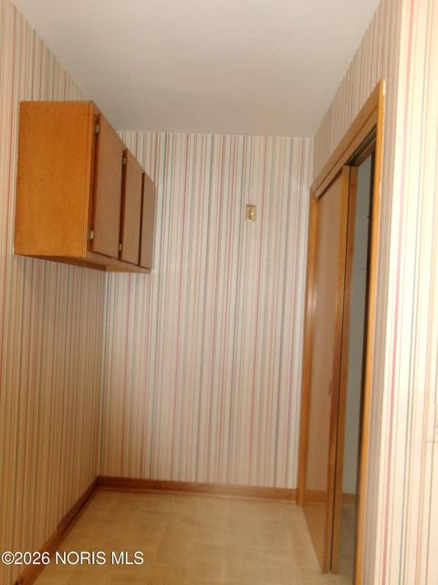 Tiny photo for 303 S Poplar Street, Leipsic, OH 45856 (MLS # 10003245)