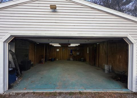 Tiny photo for 322 Beecher Avenue, Toledo, OH 43615 (MLS # 10005834)