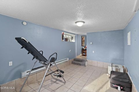 Tiny photo for 322 Beecher Avenue, Toledo, OH 43615 (MLS # 10005834)