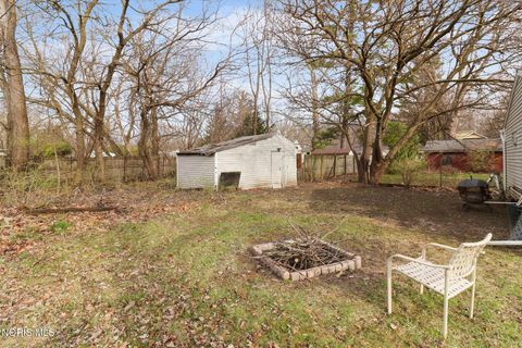 Tiny photo for 322 Beecher Avenue, Toledo, OH 43615 (MLS # 10005834)