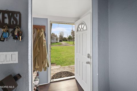 Tiny photo for 322 Beecher Avenue, Toledo, OH 43615 (MLS # 10005834)