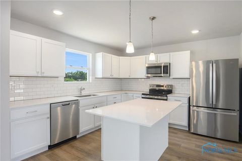 Tiny photo for 1062 Seneca Drive, Wauseon, OH 43567 (MLS # 6132926)