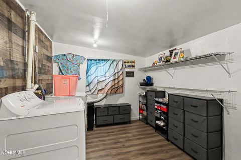 Tiny photo for 821 Elysian Avenue, Toledo, OH 43607 (MLS # 10009771)