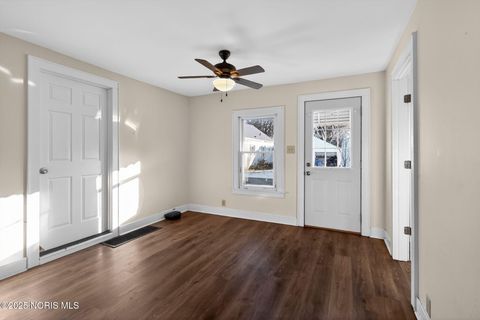 Tiny photo for 625 Jackson Avenue, Fostoria, OH 44830 (MLS # 10002611)