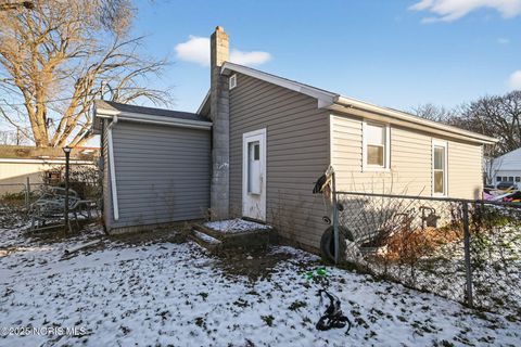 Tiny photo for 625 Jackson Avenue, Fostoria, OH 44830 (MLS # 10002611)